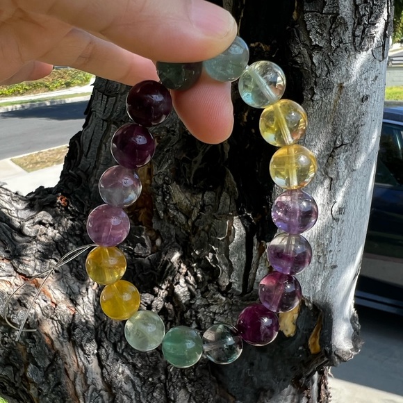 Mixed Color Fluorite Bead Bracelet - Picture 3 of 6